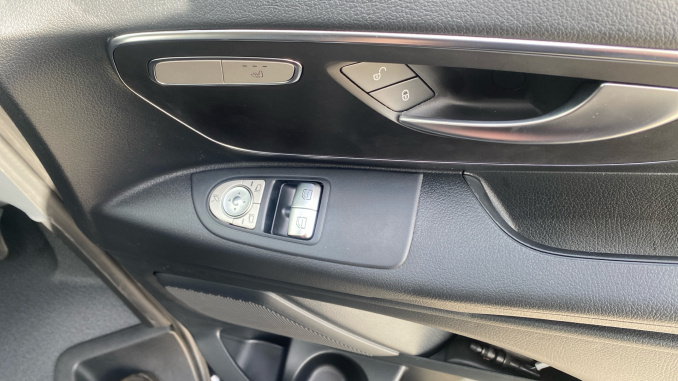 Mercedes-Benz Vito L2 Diesel Rwd 116CDI Select Van 9G-Tronic - Image 35